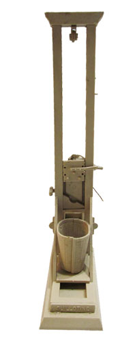 guillotine model front view